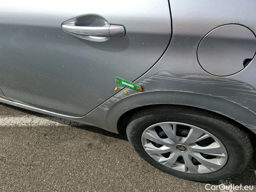  Peugeot  208  Active 1.2 PureTech 80CV BVM5 E6 #18
