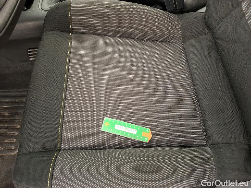  Citroen  C3 CITROEN  / 2016 / 5P / Berline BlueHDi 100 S&S BVM Feel Business #23