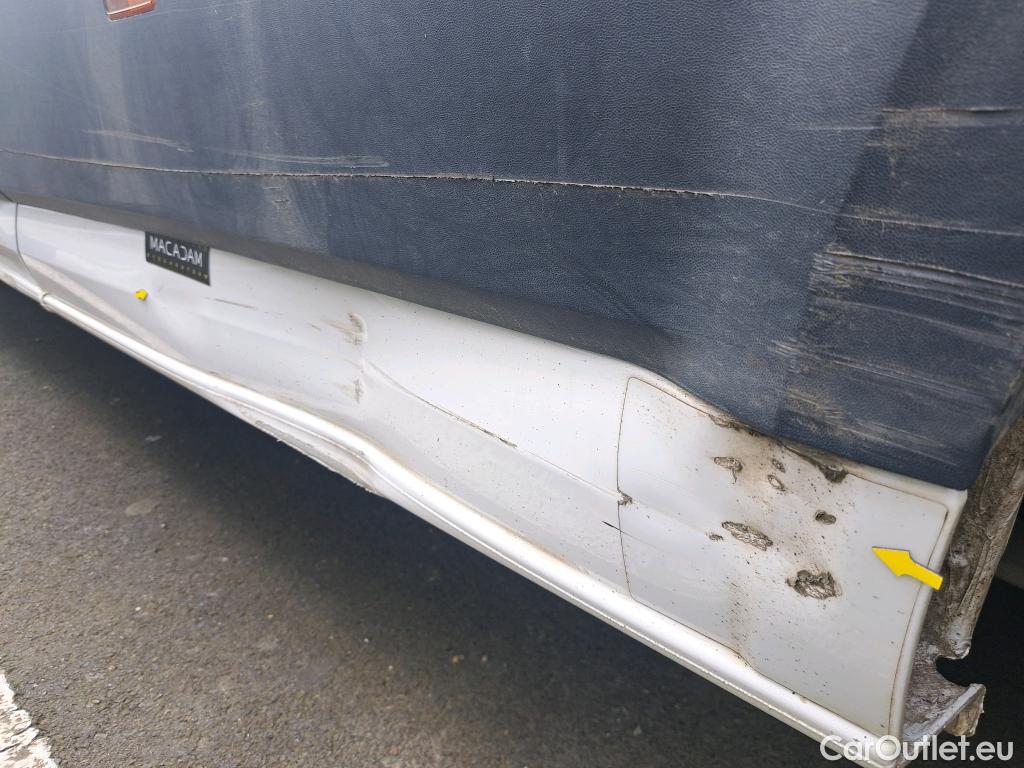  Volkswagen  Crafter  Fourgon Fourgon 35 lang mit Hochdach FWD 2.0 140CV BVM6 #24