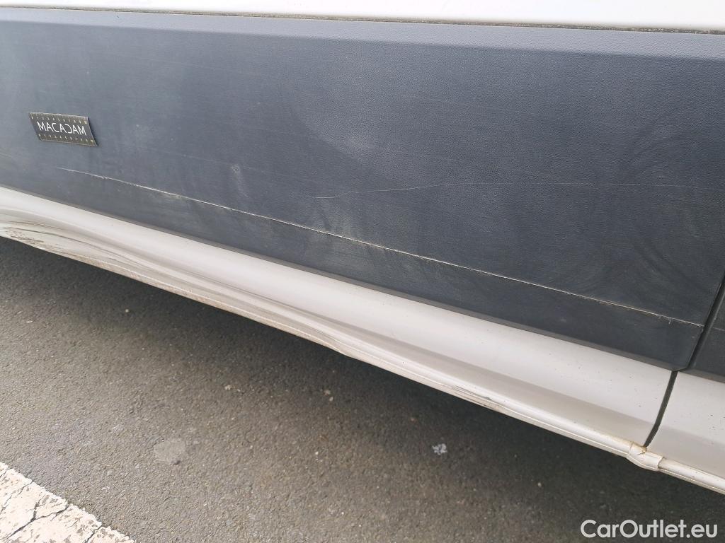  Volkswagen  Crafter  Fourgon Fourgon 35 lang mit Hochdach FWD 2.0 140CV BVM6 #93