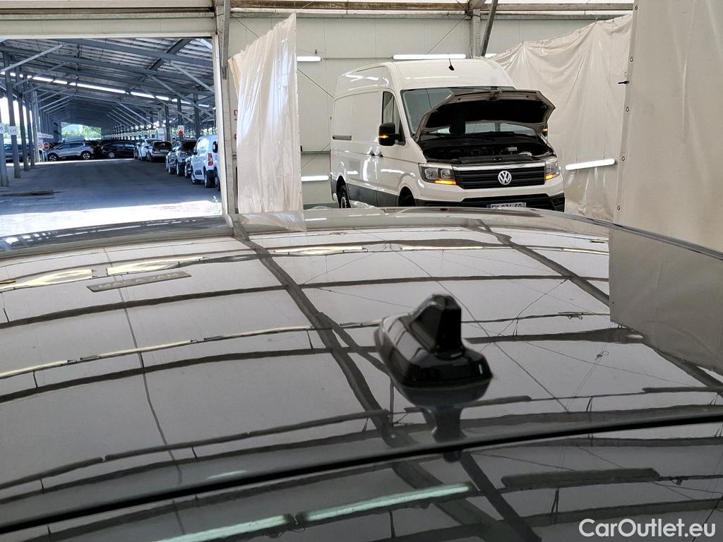  Volkswagen  Golf  VOLKSWAGEN / 2020 / 5P / Berline 2.0 TDI SCR 115 DSG7 Life Busi #5