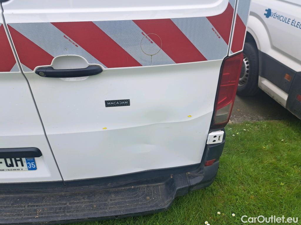  Volkswagen  Crafter  Fourgon Fourgon 35 lang mit Hochdach FWD 2.0 140CV BVM6 #3
