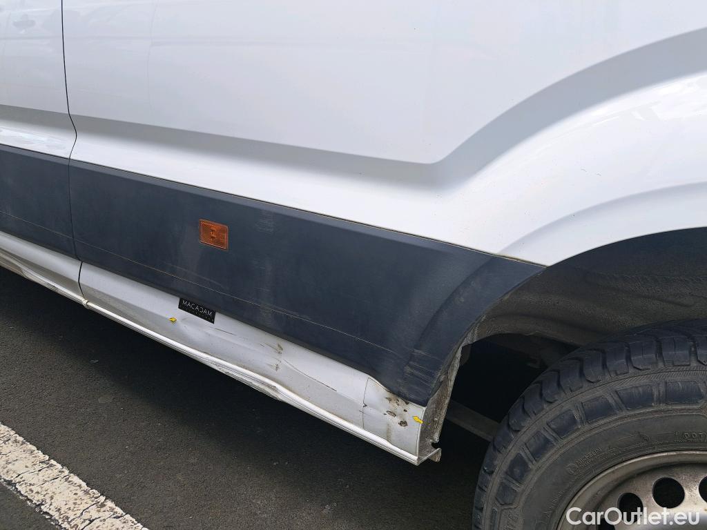  Volkswagen  Crafter  Fourgon Fourgon 35 lang mit Hochdach FWD 2.0 140CV BVM6 #21