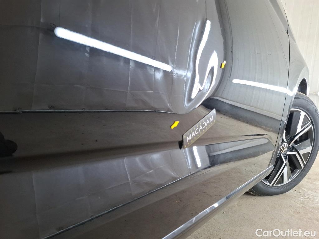  Volkswagen  Touran  Carat BlueMotion Tech 2.0 TDI 150CV BVA7 7 Sieges E6d #2