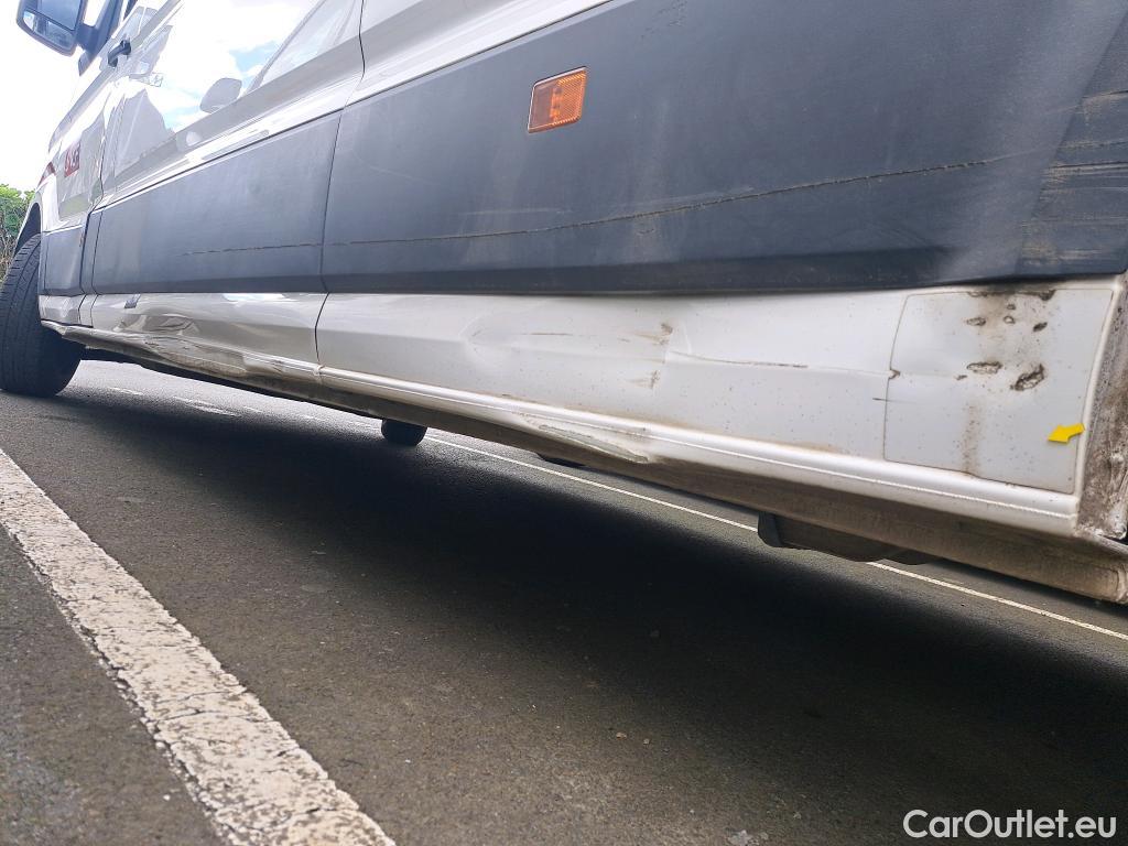  Volkswagen  Crafter  Fourgon Fourgon 35 lang mit Hochdach FWD 2.0 140CV BVM6 #13