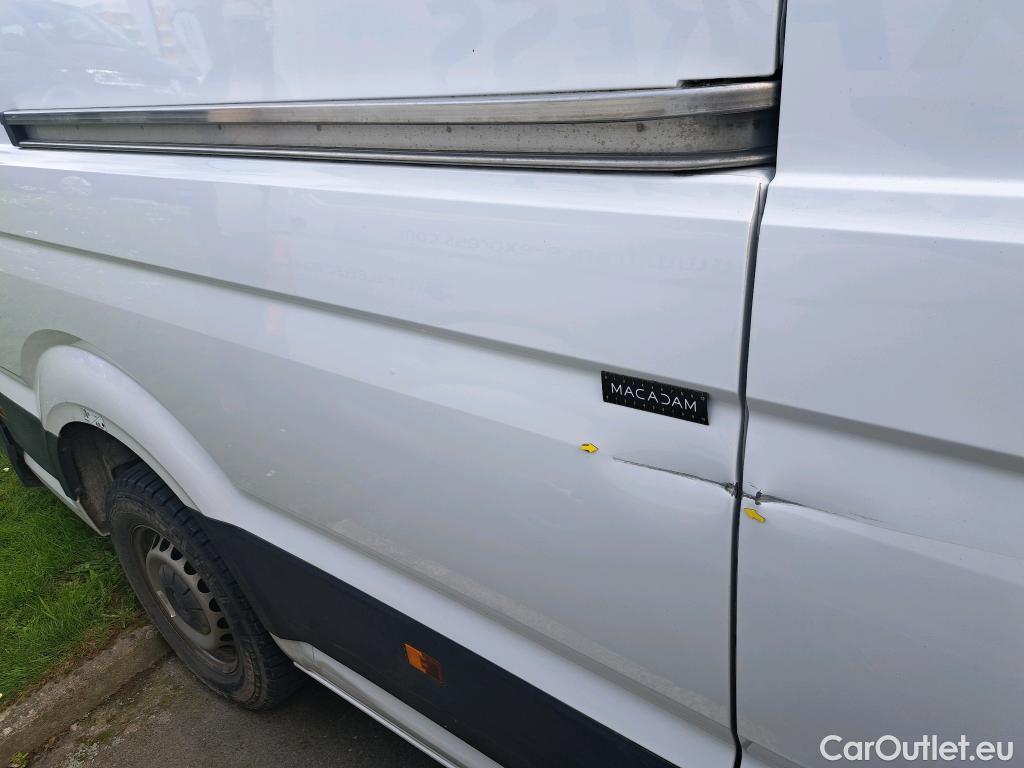  Volkswagen  Crafter  Fourgon Fourgon 35 lang mit Hochdach FWD 2.0 140CV BVM6 #17