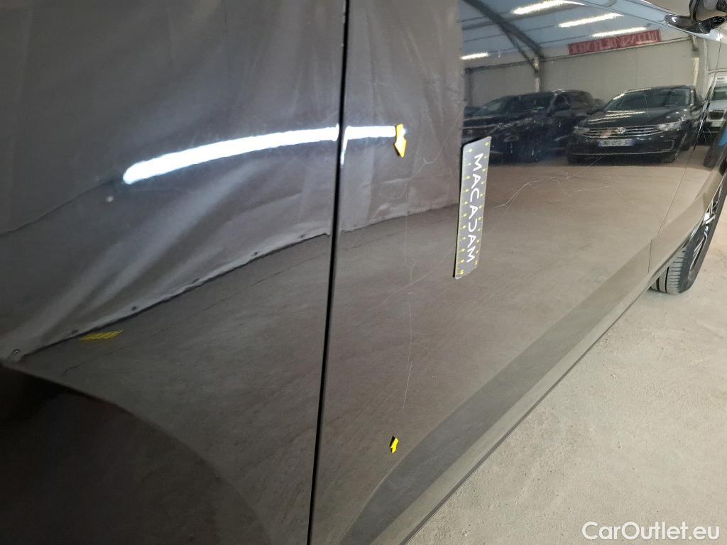  Volkswagen  Touran  Carat BlueMotion Tech 2.0 TDI 150CV BVA7 7 Sieges E6d #8