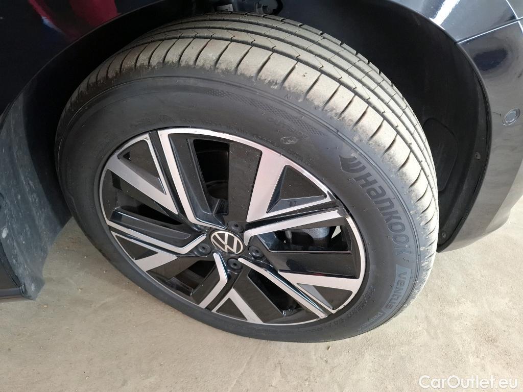  Volkswagen  Touran  Carat BlueMotion Tech 2.0 TDI 150CV BVA7 7 Sieges E6d #22