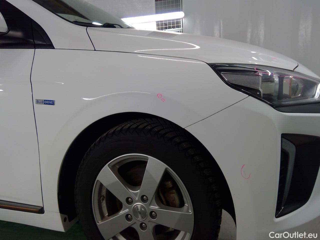  Hyundai   Ioniq Ioniq EV Comfort #33