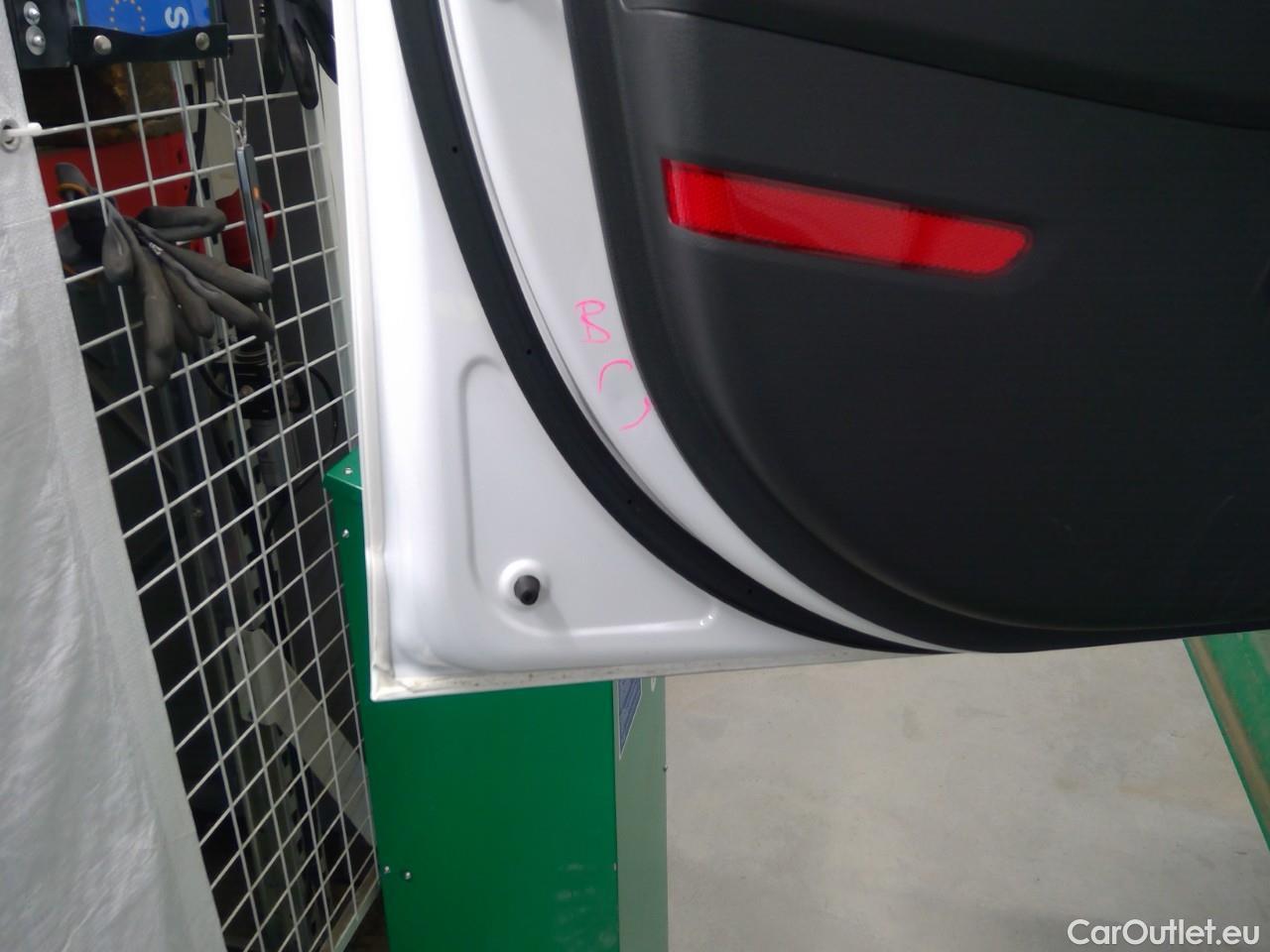 Hyundai   Ioniq Ioniq EV Comfort #14