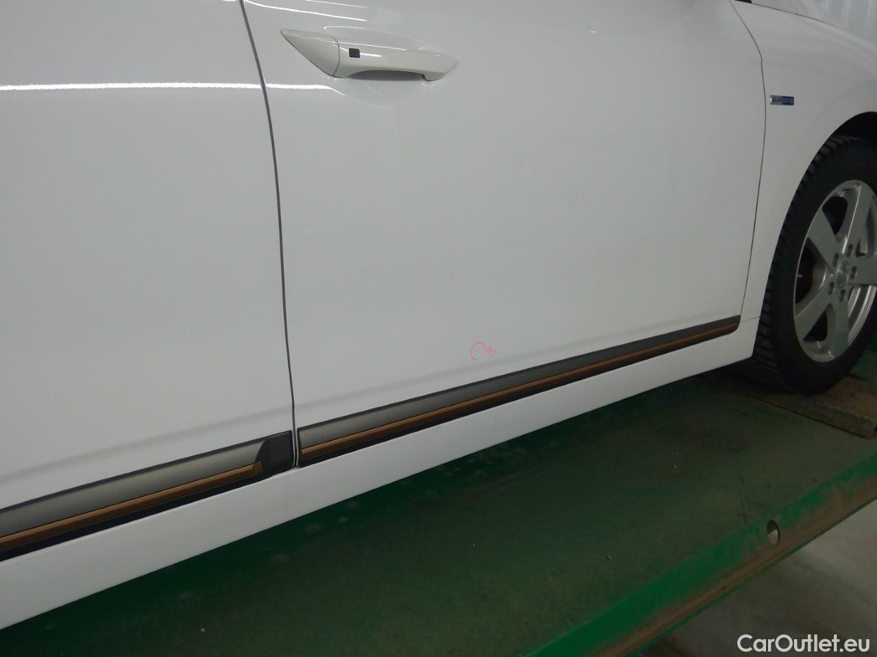  Hyundai   Ioniq Ioniq EV Comfort #32