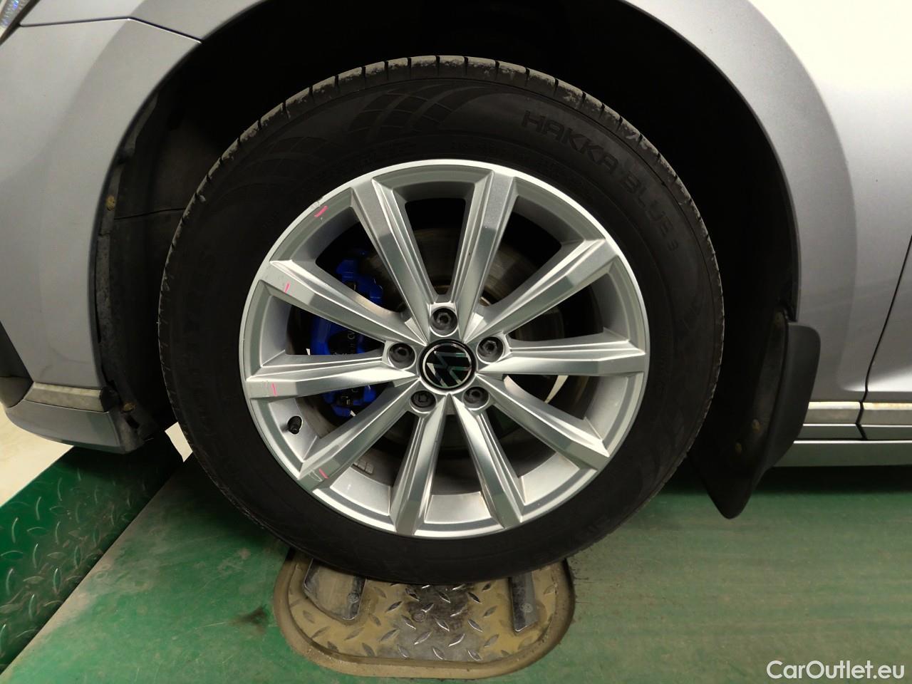  Volkswagen  Passat  Sp.Combi GTE #26