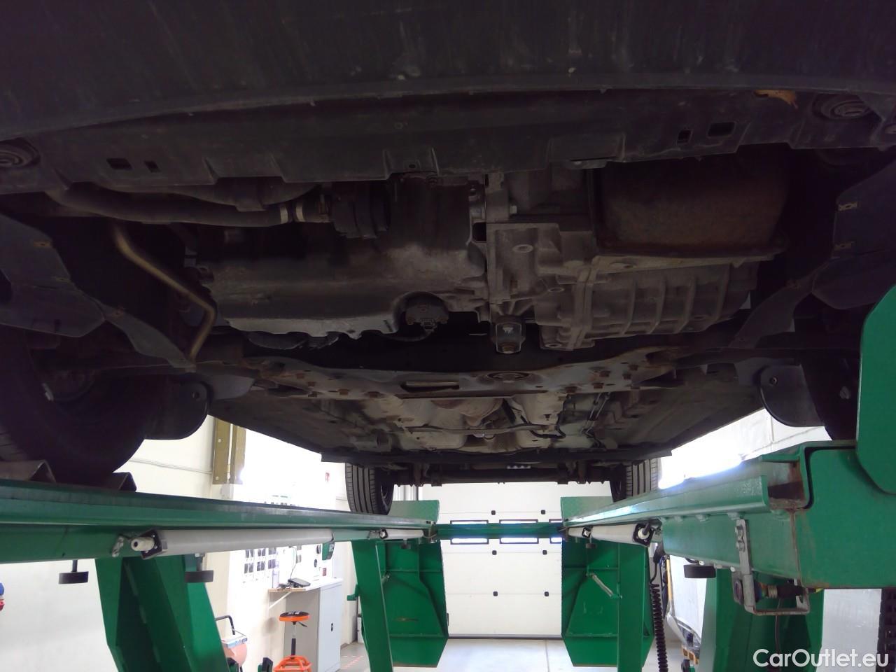  Volkswagen  Caddy  TDI 75 Maxi Aut. #4