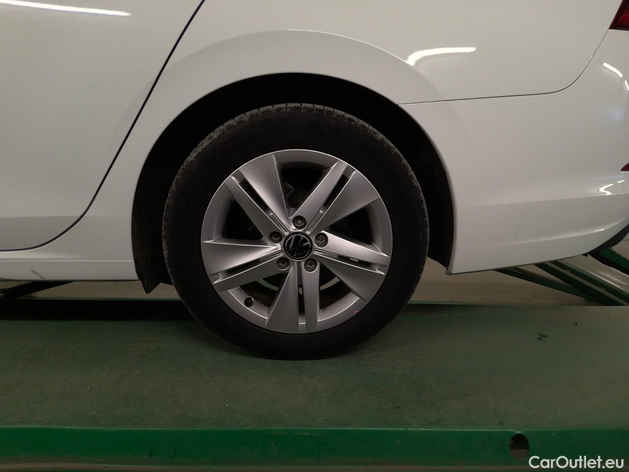  Volkswagen  Golf  SC 1.5 eTSI 130 Aut #5