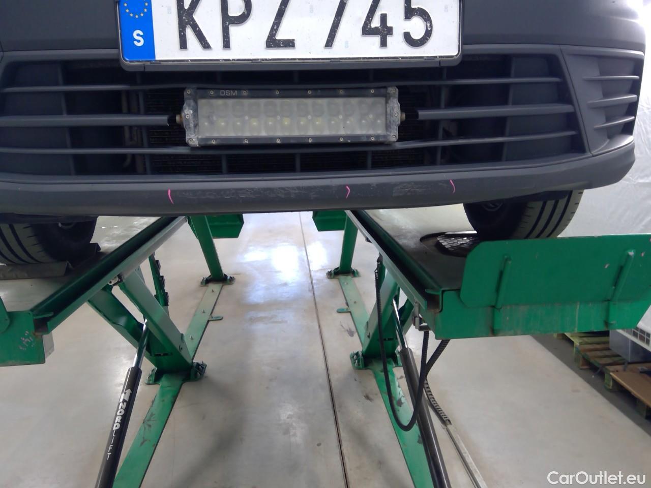  Volkswagen  Caddy  TDI 75 Maxi Aut. #7
