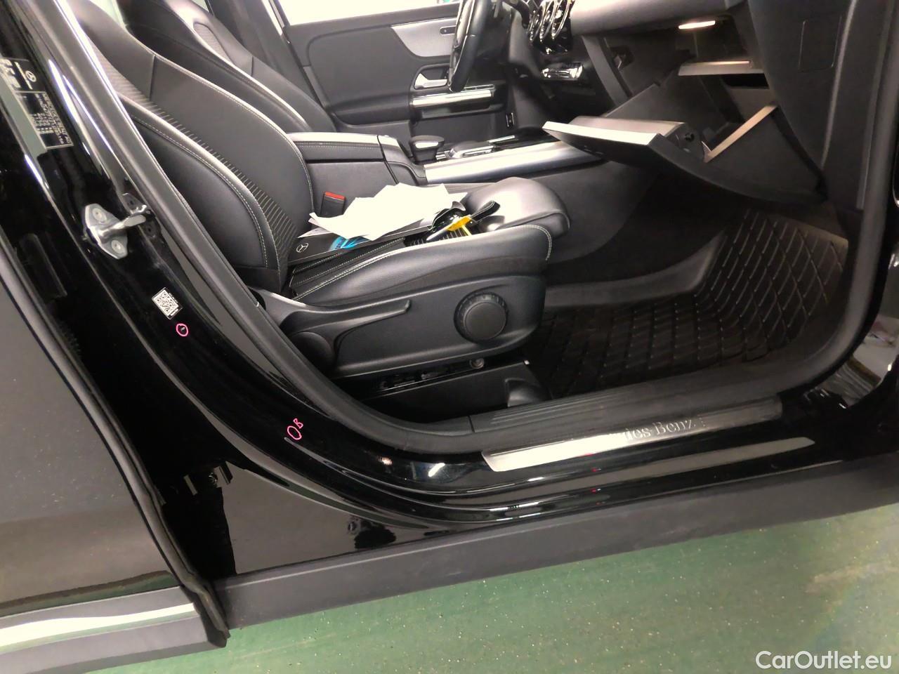  Mercedes  GLA  200d SE Ed. Aut #1