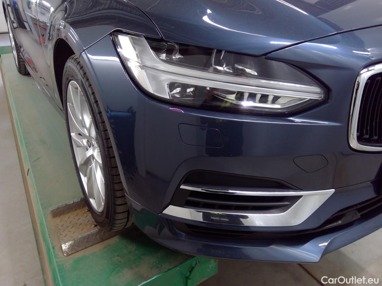  Volvo  V90  T8 390 AWD Mom.Adv.Ed.Aut. #4