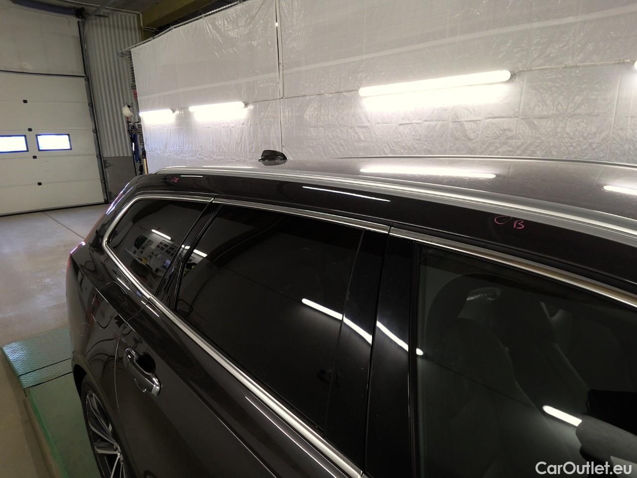  Volvo  V90  T8 Inscr. Rech. AWD Aut #17