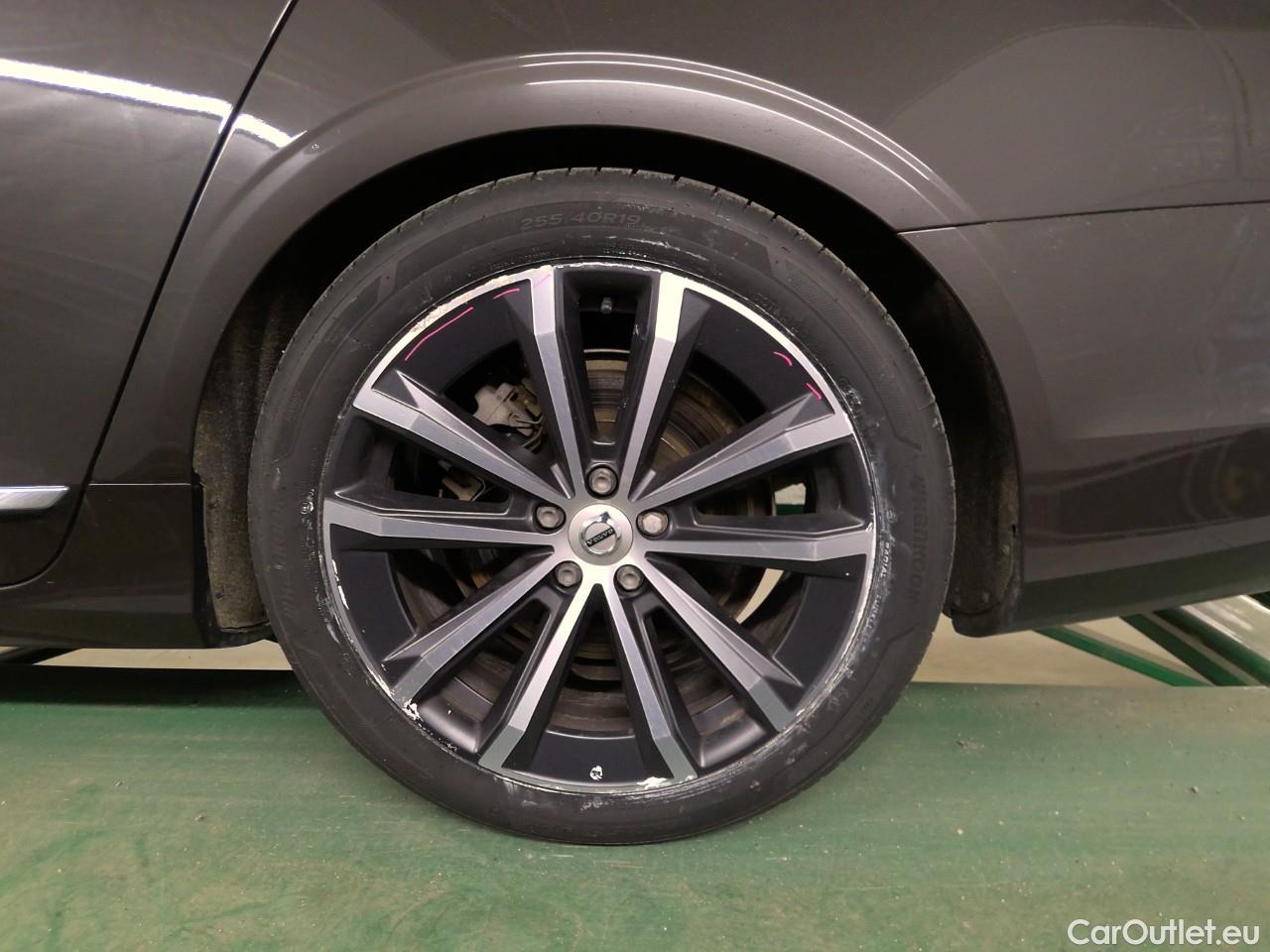 Volvo  V90  T8 Inscr. Rech. AWD Aut #12