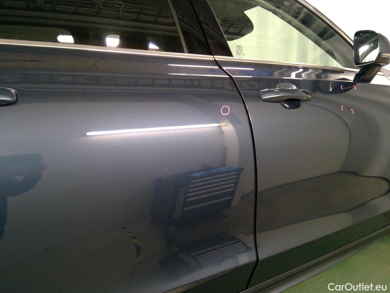  Volvo  V90  T8 390 AWD Mom.Adv.Ed.Aut. #38