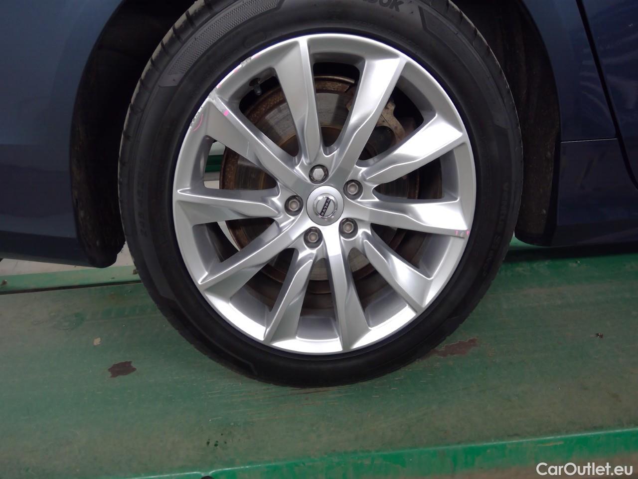  Volvo  V90  T8 390 AWD Mom.Adv.Ed.Aut. #35