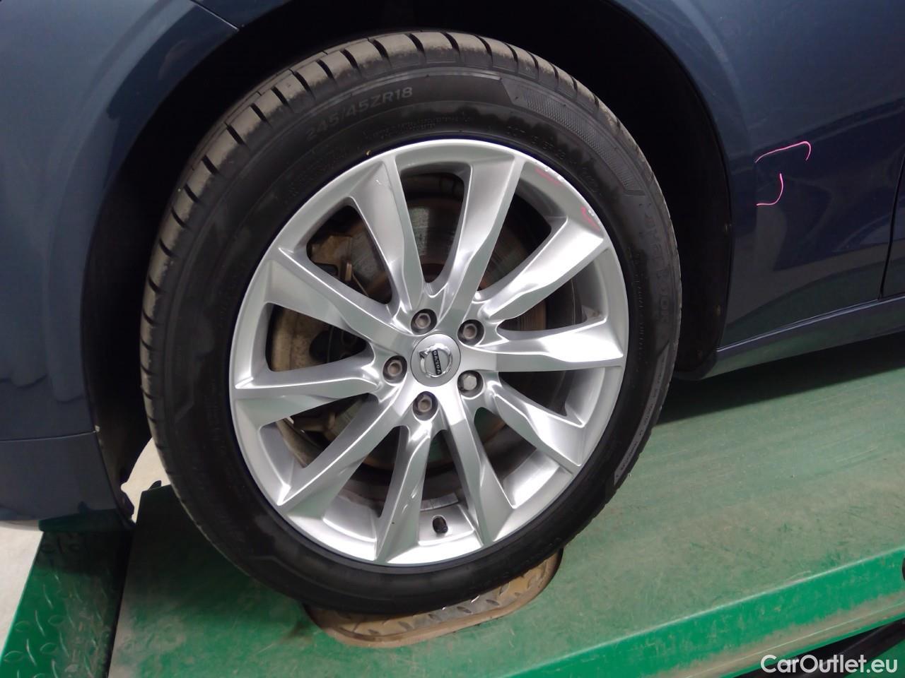  Volvo  V90  T8 390 AWD Mom.Adv.Ed.Aut. #5