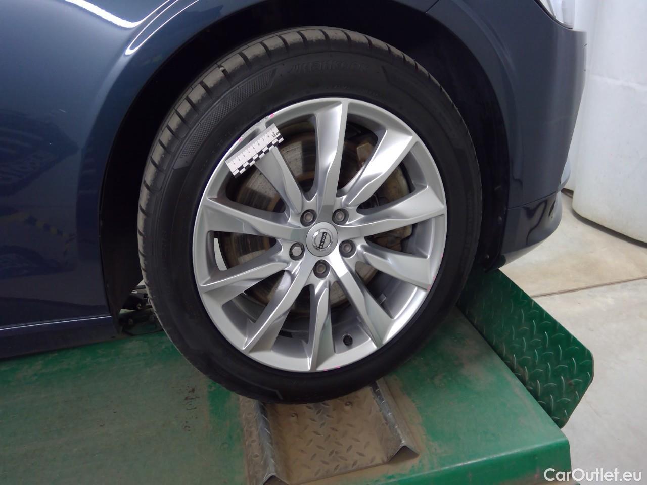  Volvo  V90  T8 390 AWD Mom.Adv.Ed.Aut. #45