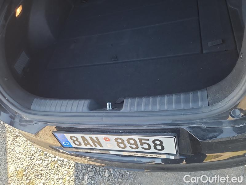  KIA  Cee'd ProCeed  (CD)(2018) ProCeed 1.6 T-GDI GT AT 5d #19