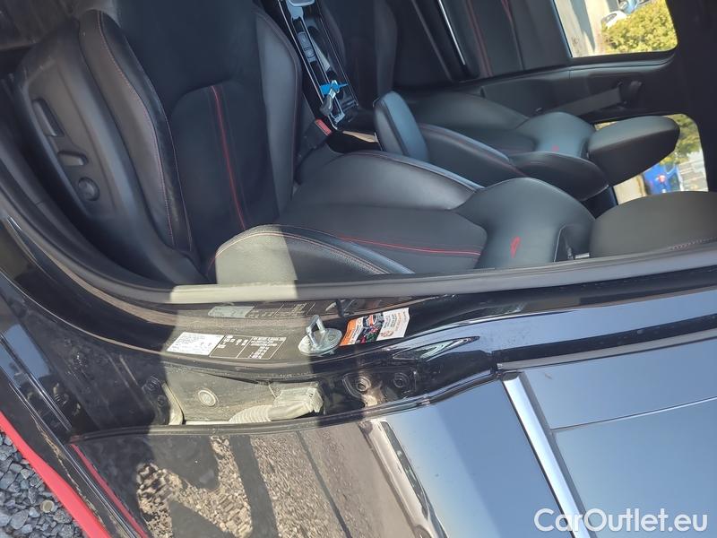  KIA  Cee'd ProCeed  (CD)(2018) ProCeed 1.6 T-GDI GT AT 5d #20