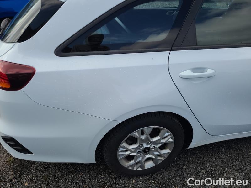  KIA  Cee'd Ceed Sportswagon (2018->) Ceed SW 1.0 T-GDI 88 Fresh #17