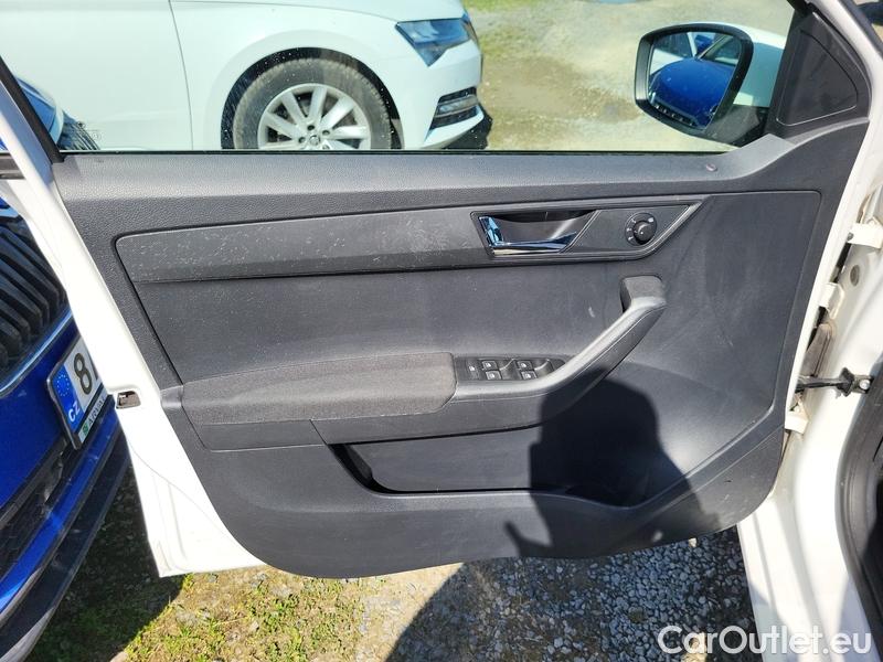 Skoda  Fabia  Combi (2015)  Com.1.0TSI 70 Style #18