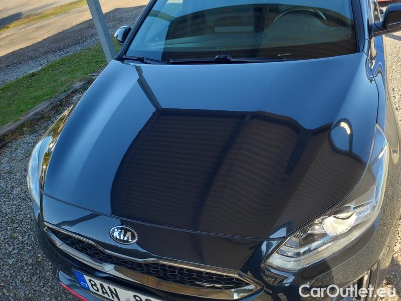  KIA  Cee'd ProCeed  (CD)(2018) ProCeed 1.6 T-GDI GT AT 5d #24