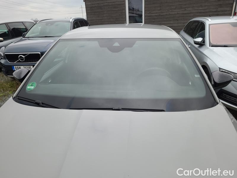  Skoda  Superb  (3V3)(2015) Supe.2.0TDI 147 SportLine Aut #1