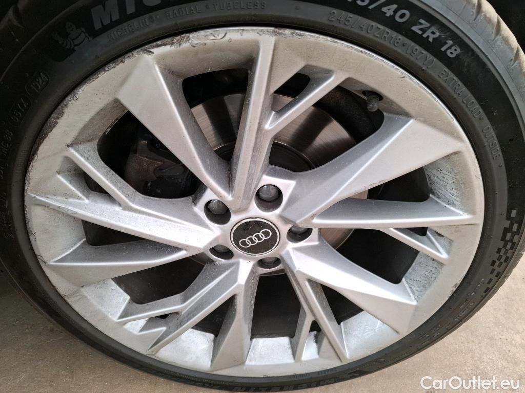  Audi  A5 Sportback AUDI  / 2019 / 5P / Berline 35 TDI 163 S TRONIC 7 BUSI LINE SB #29
