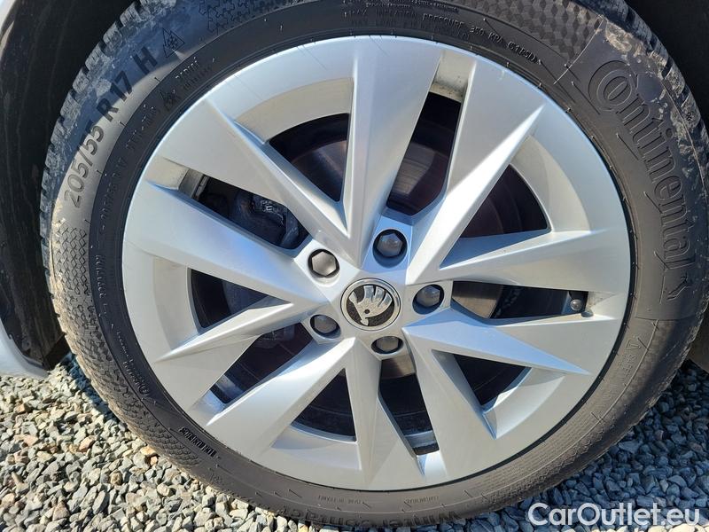  Skoda  Octavia  Combi (NX3)(2020) Oct.Combi 2.0TDI 110 Style AT #2
