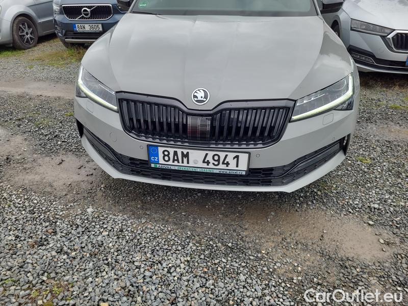  Skoda  Superb  (3V3)(2015) Supe.2.0TDI 147 SportLine Aut #2
