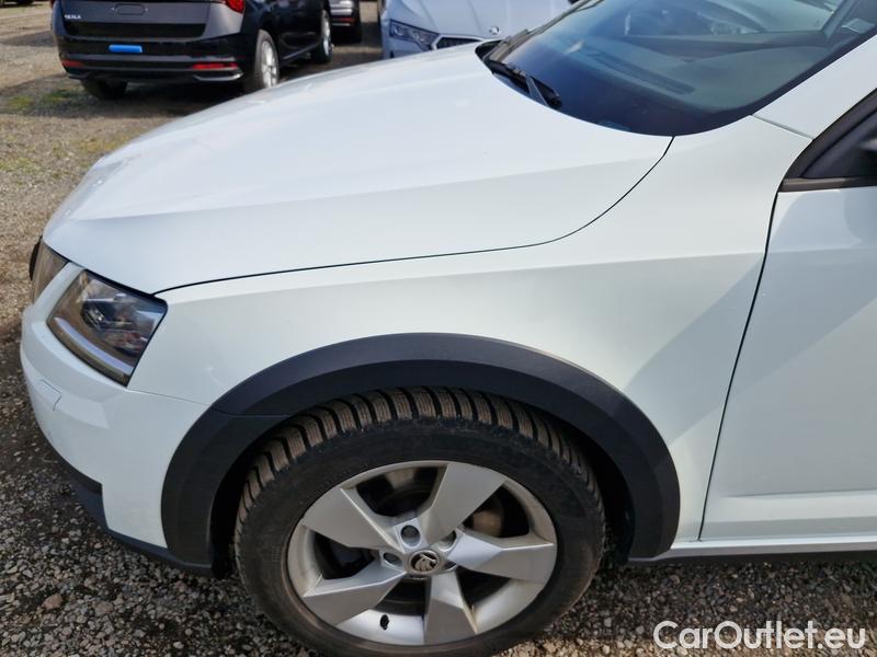  Skoda  Octavia  Combi  (5E5)(03.2017->) OctCom 2.0TSI 140 Scout 4x4 AT #3