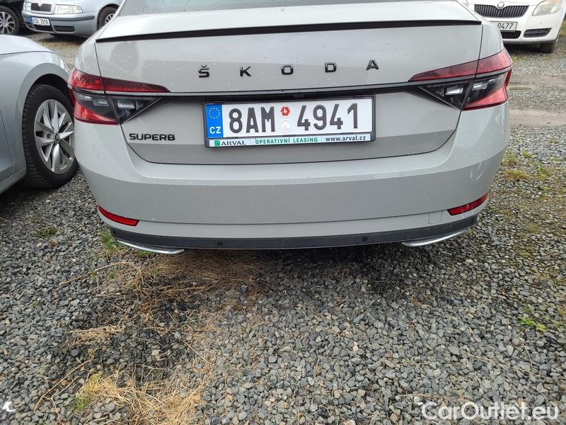  Skoda  Superb  (3V3)(2015) Supe.2.0TDI 147 SportLine Aut #8