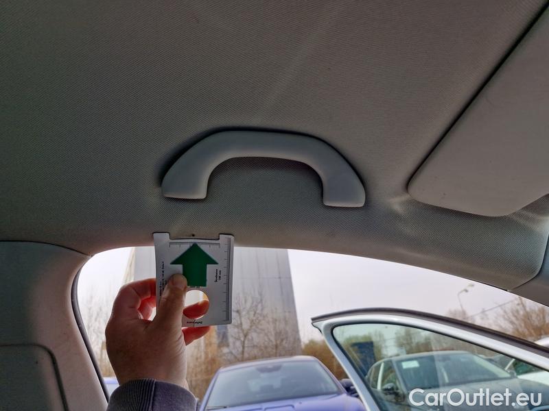  Skoda  Octavia  Combi  (5E5)(03.2017->) OctCom 2.0TSI 140 Scout 4x4 AT #13