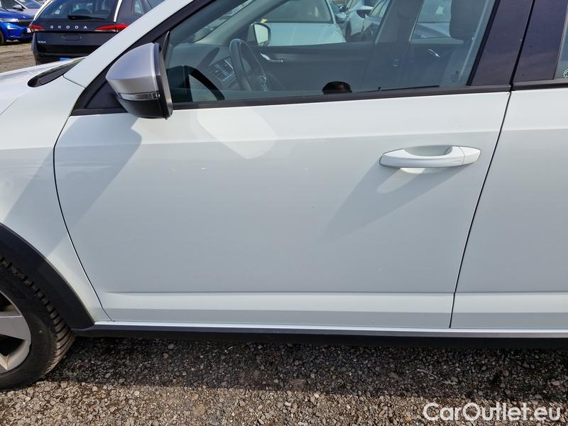  Skoda  Octavia  Combi  (5E5)(03.2017->) OctCom 2.0TSI 140 Scout 4x4 AT #4