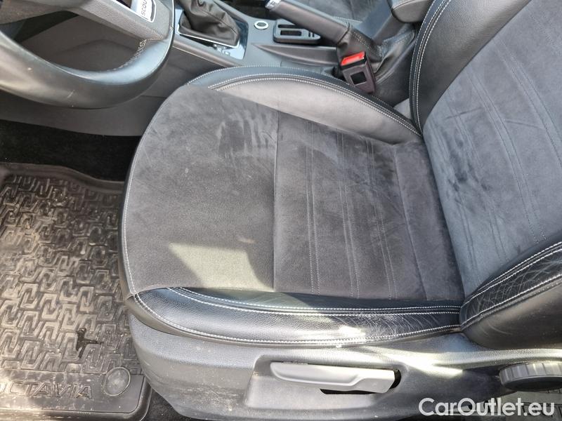  Skoda  Octavia  Combi  (5E5)(03.2017->) OctCom 2.0TSI 140 Scout 4x4 AT #10
