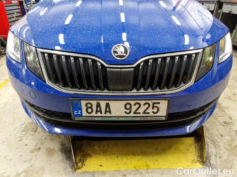  Skoda  Octavia  Combi  (5E5)(03.2017->) Oct.Co1.5TSI CNG 130 Active AT #2