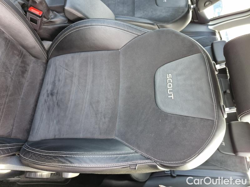  Skoda  Octavia  Combi  (5E5)(03.2017->) OctCom 2.0TSI 140 Scout 4x4 AT #11