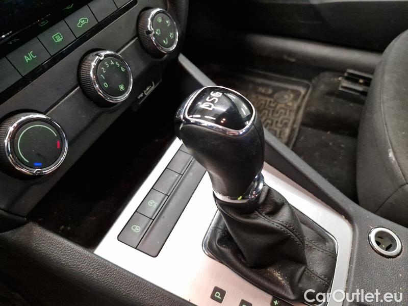  Skoda  Octavia  Combi  (5E5)(03.2017->) Oct.Co1.5TSI CNG 130 Active AT #10