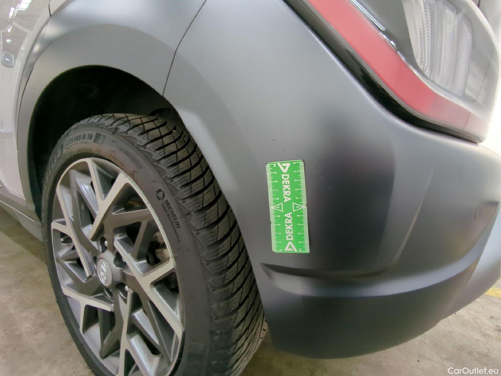  Hyundai  Konna HYUNDAI Kona / 2020 / 5P / SUV 1.6 HYBRID 141 EXECUTIVE HEV #15