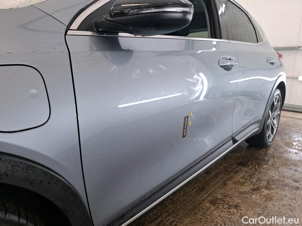  KIA  XCeed KIA  / 2019 / 5P / Crossover 1.6 GDI ISG ISG PHEV PREMIUM DCT7 #14