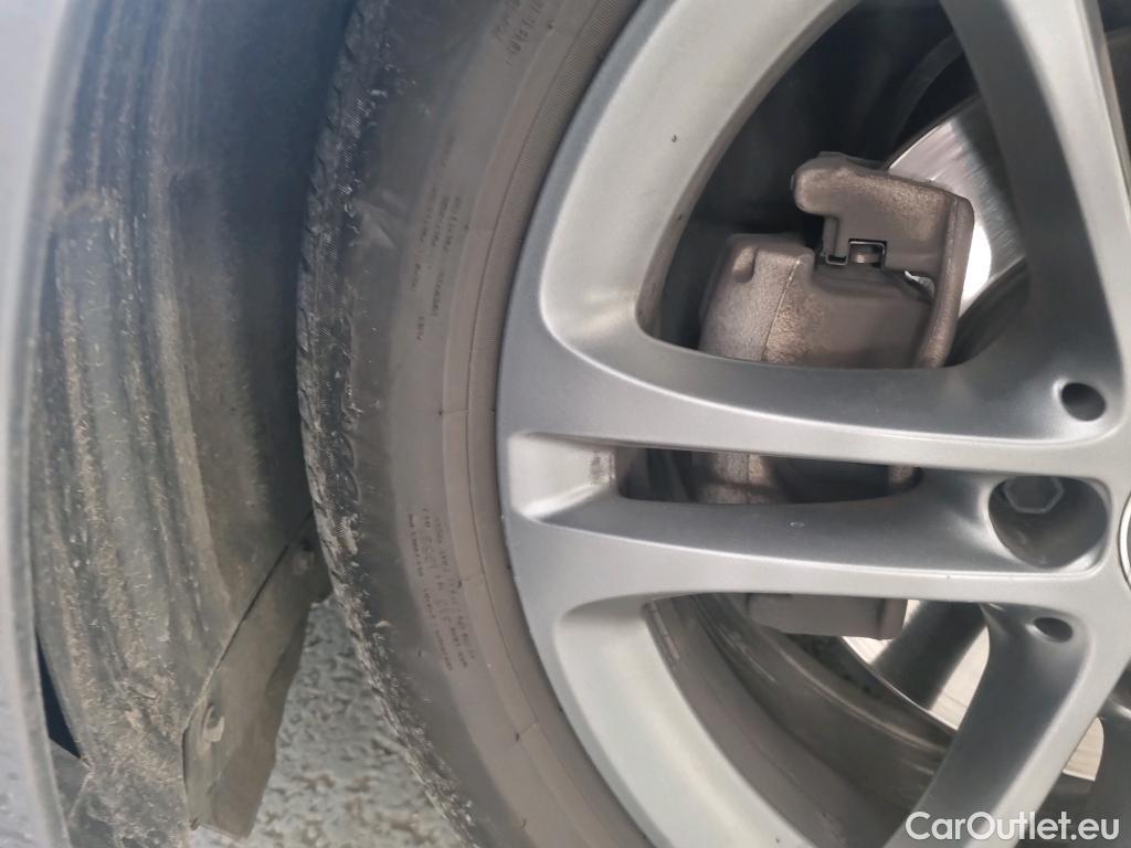  Mercedes  A-Klasse MERCEDES-BENZ Classe A Compact / 2018 / 5P / Berline A 180 d Business Line #14