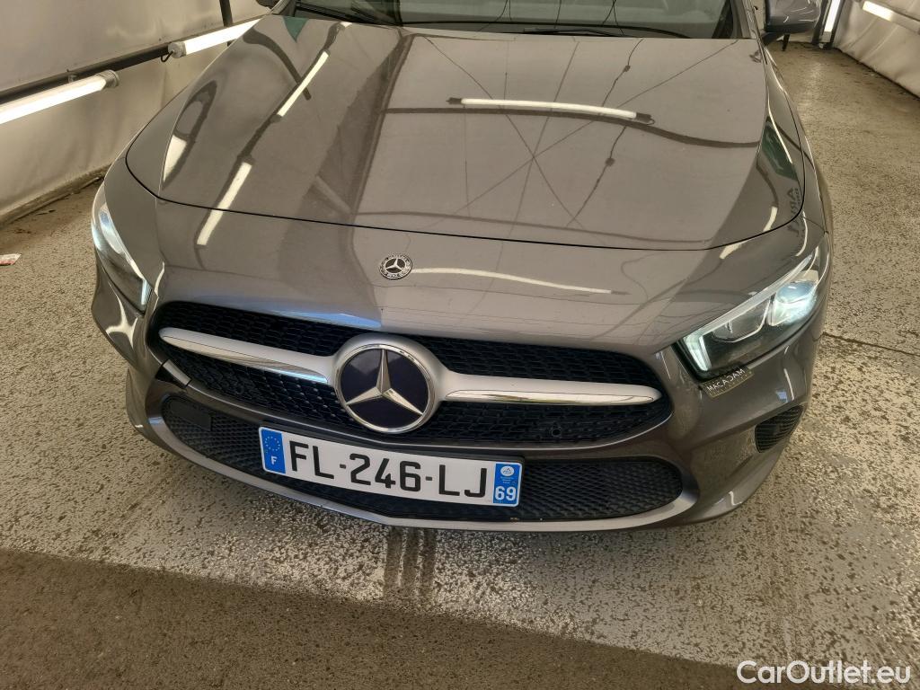  Mercedes  A-Klasse MERCEDES-BENZ Classe A Compact / 2018 / 5P / Berline A 180 d Business Line #1