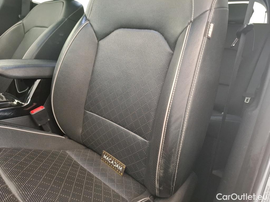  KIA  XCeed KIA  / 2019 / 5P / Crossover 1.6 GDI ISG ISG PHEV PREMIUM DCT7 #6