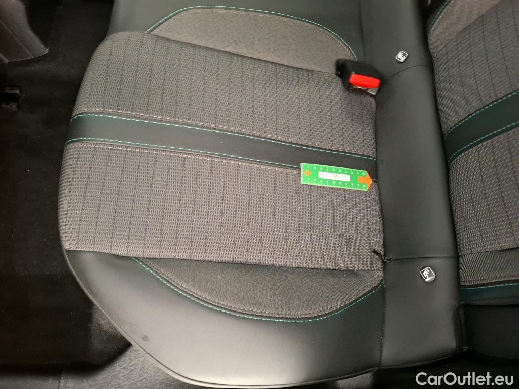  Peugeot  208  Allure Business 1.2 PureTech 100CV BVM6 E6d #7